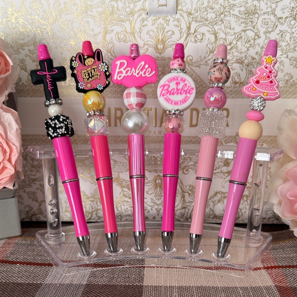 One New Handmade Pink Rhinestone Custom Pen